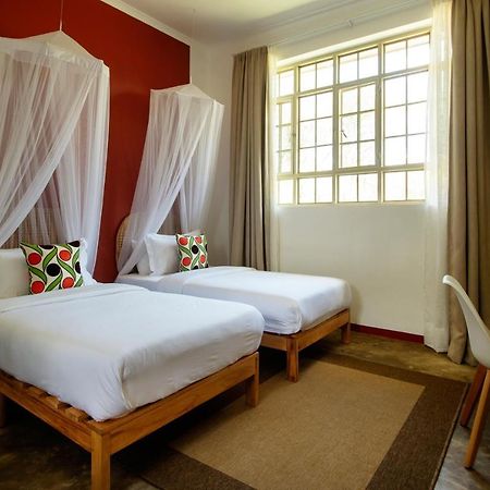 The Safari House Hotel Usa River Buitenkant foto