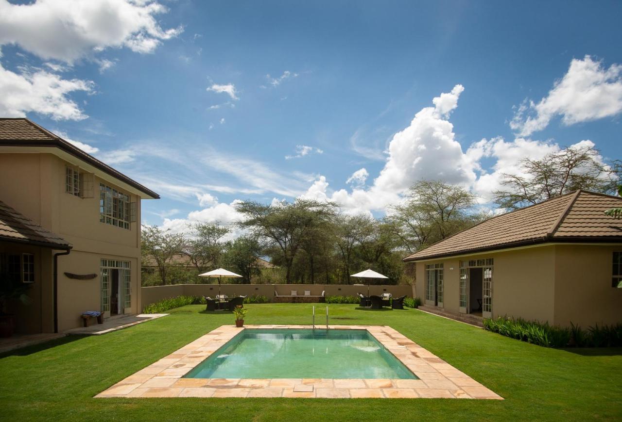 The Safari House Hotel Usa River Buitenkant foto